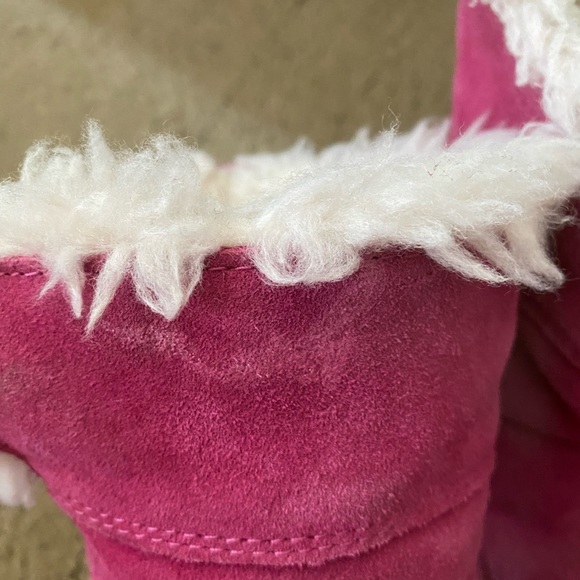 Girls Koolaburra Boots - Picture 8 of 11